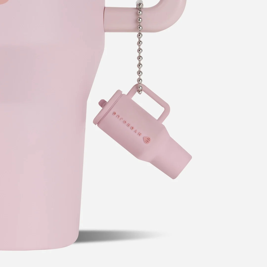 traveler-keychain-u6 Web-TravelerKeychainPhotos-PinkSand2.webp